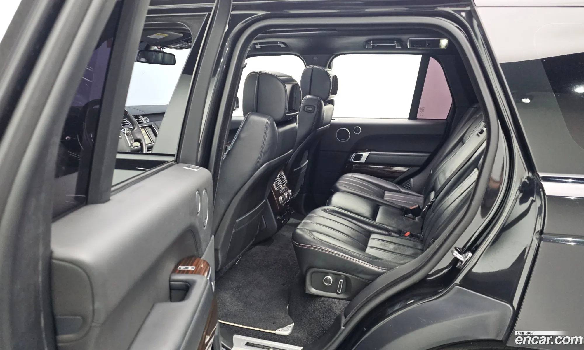 Land Rover Range Rover 2016 SALGA2EF7GA284096 — 7