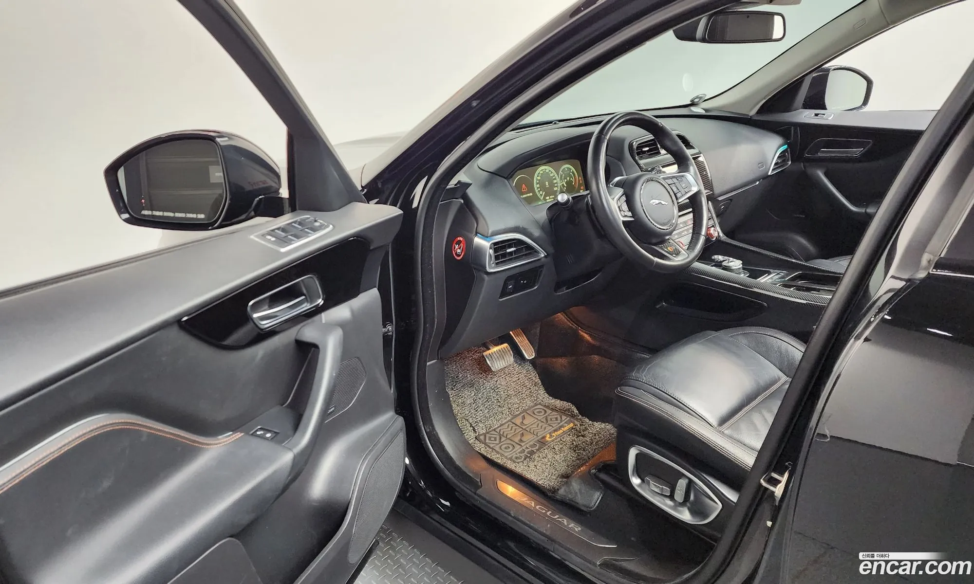 Jaguar F-Pace 2018 SADCA2BNXJA277608 — 9