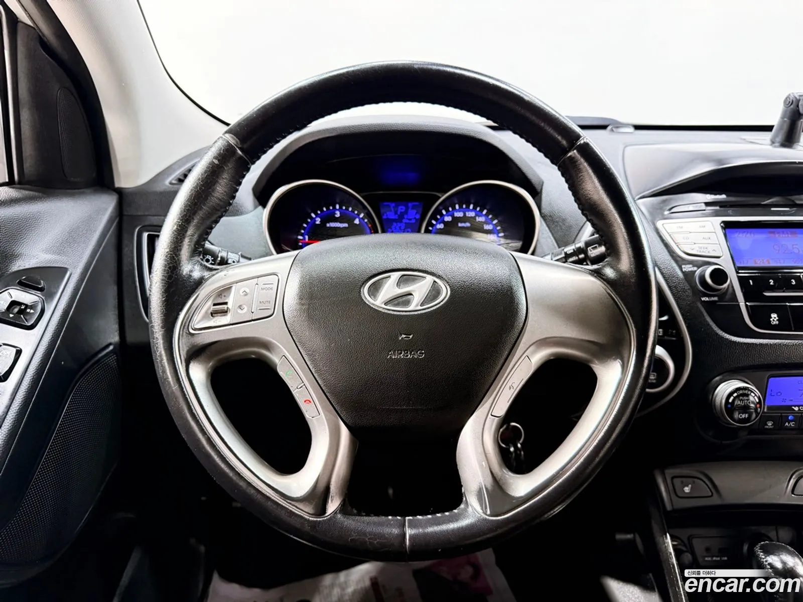 Hyundai Tucson ix 2009 — 13
