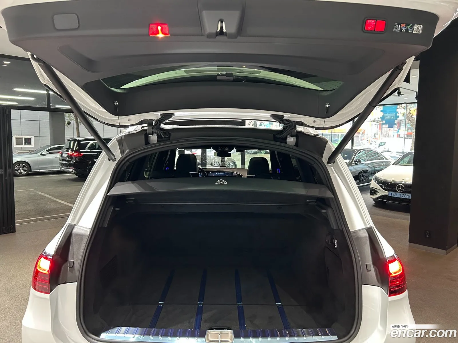 Mercedes-Benz GLS-Class X167 2025 — 14