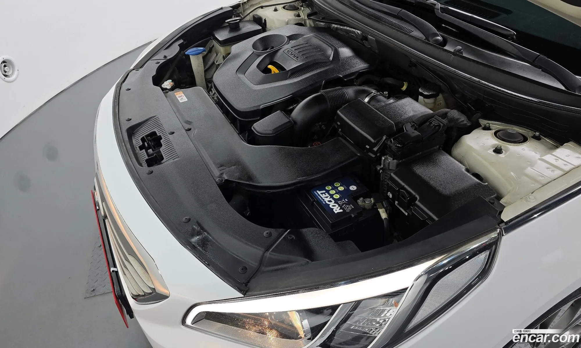 Hyundai LF Sonata 2014 — 10
