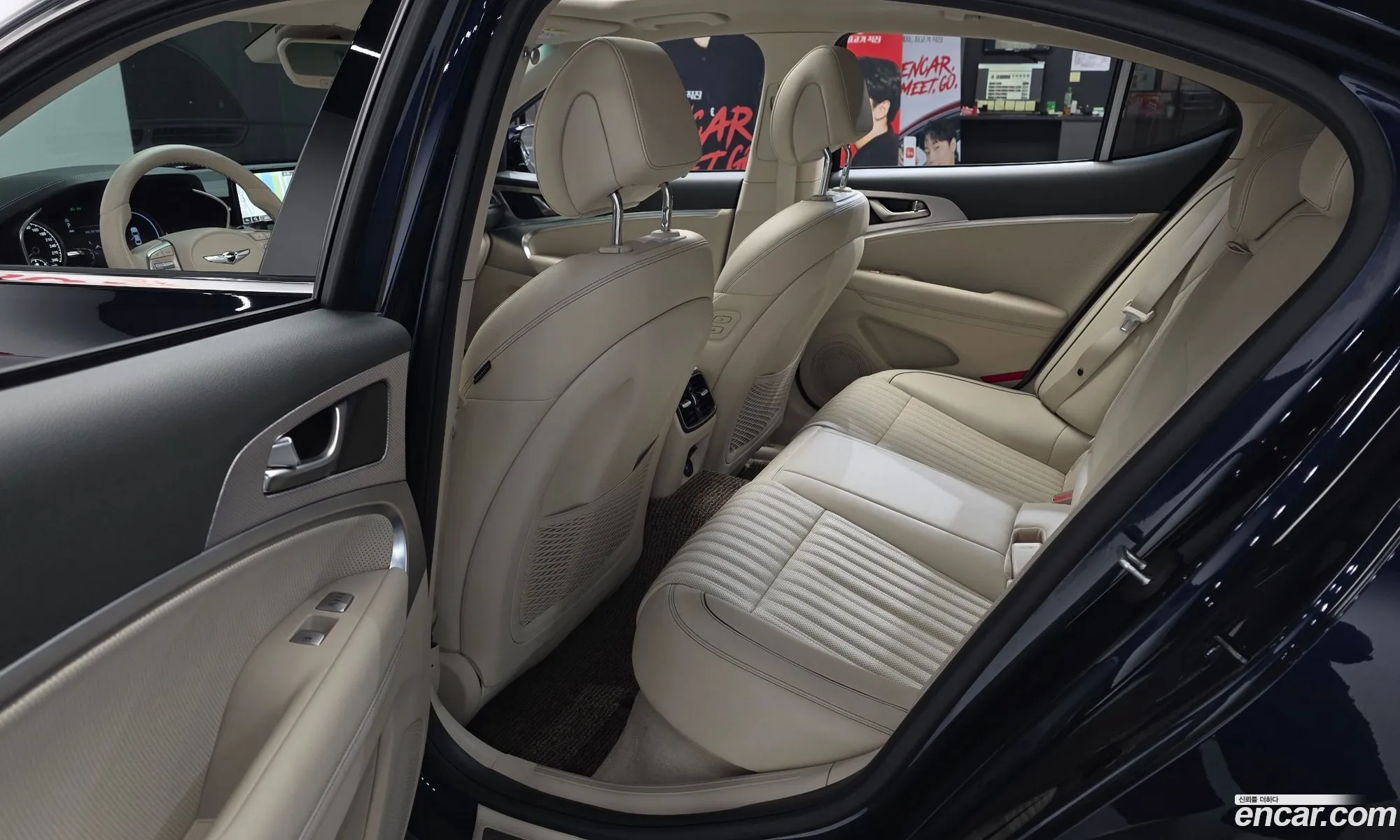 Genesis G70 2021 KMTG341ABMU088877 — 21