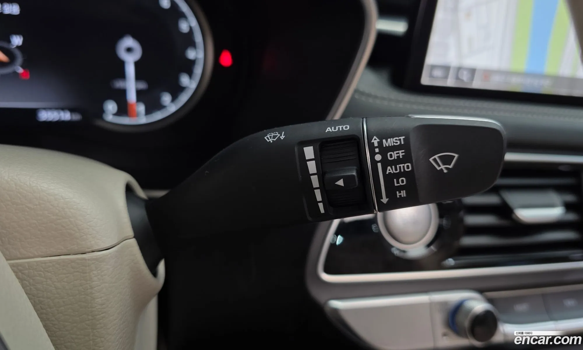 Genesis G70 2021 KMTG341ABMU088877 — 6