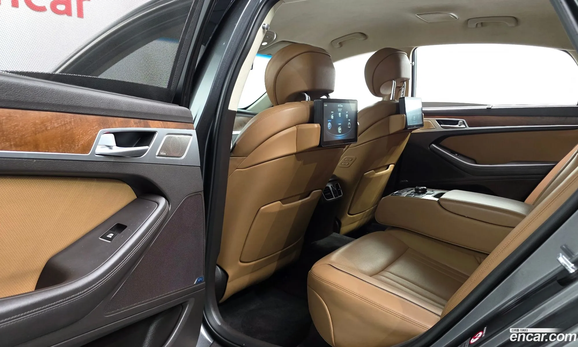 Genesis G80 2018 KMHGR41EDJU282364 — 11