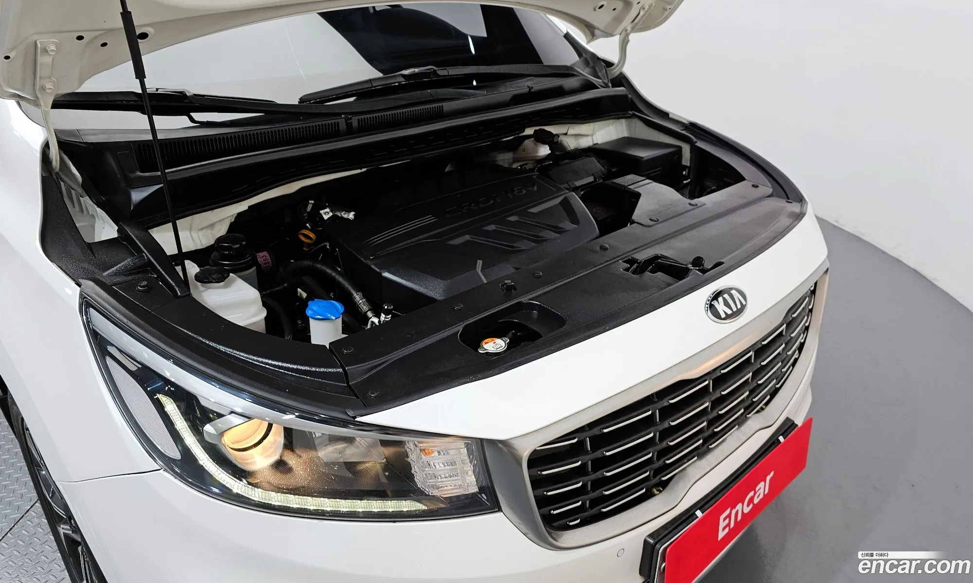 Kia Carnival 2018 KNAMC81ABKS510771 — 9