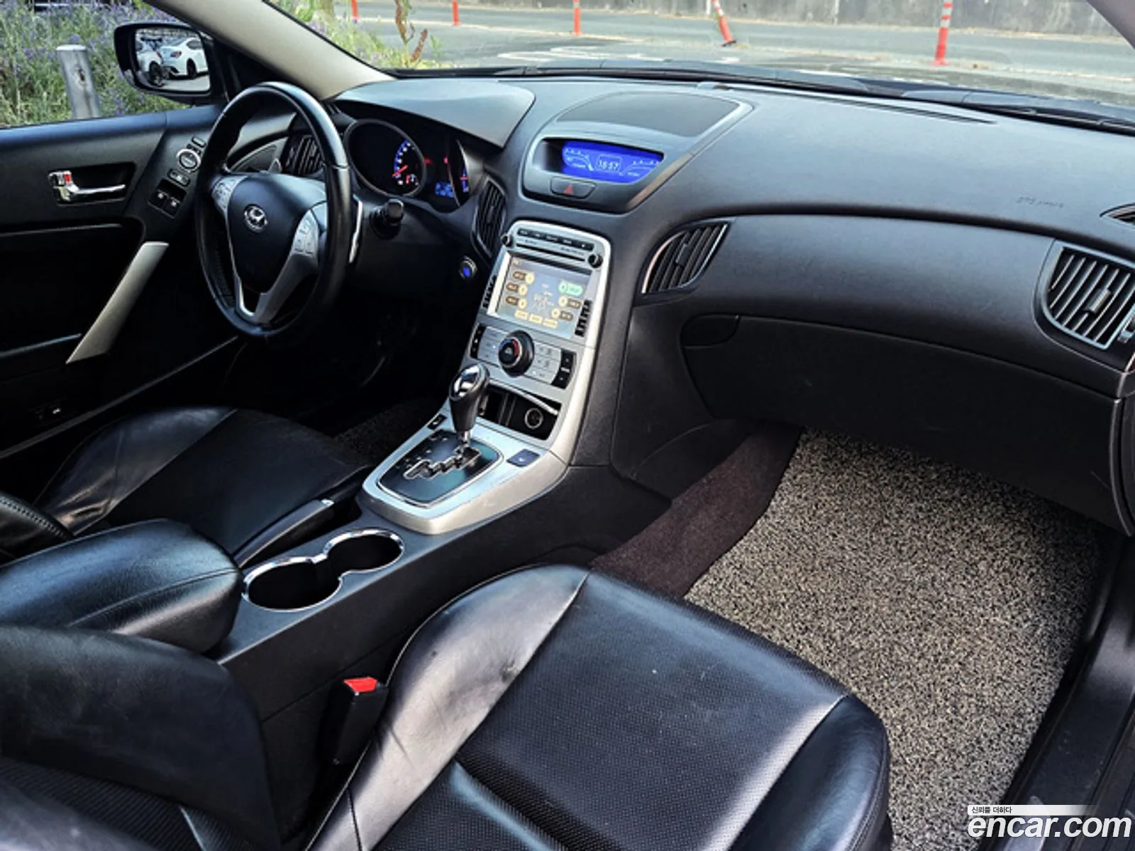 Hyundai Genesis Coupe 2009 — 13