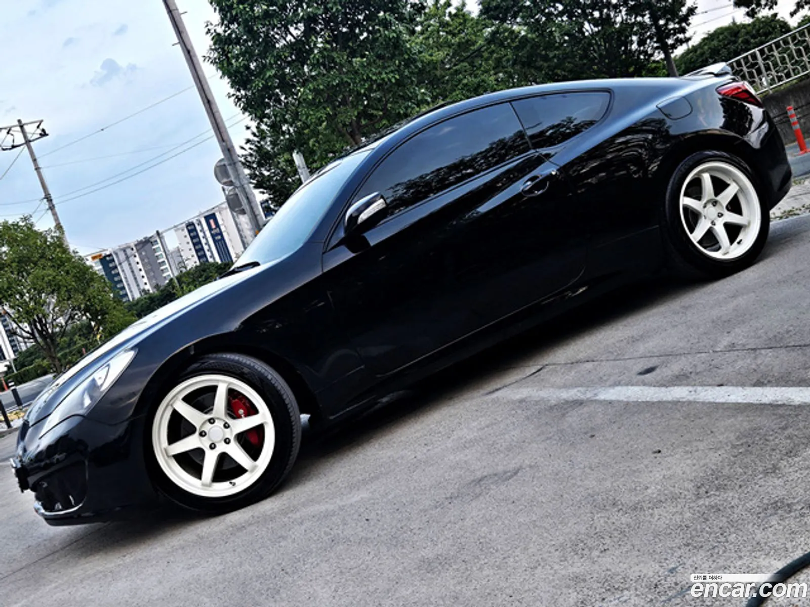 Hyundai Genesis Coupe 2009 — 14