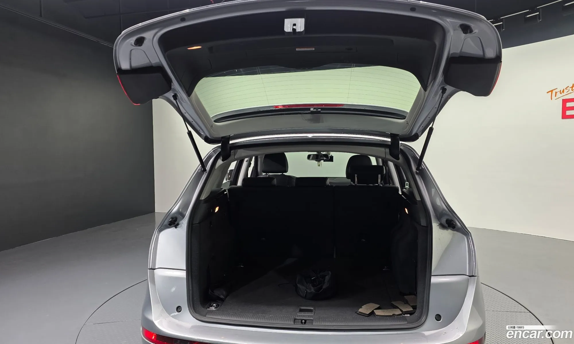 Audi Q5 2016 WAUZZZ8R2GA079595 — 13