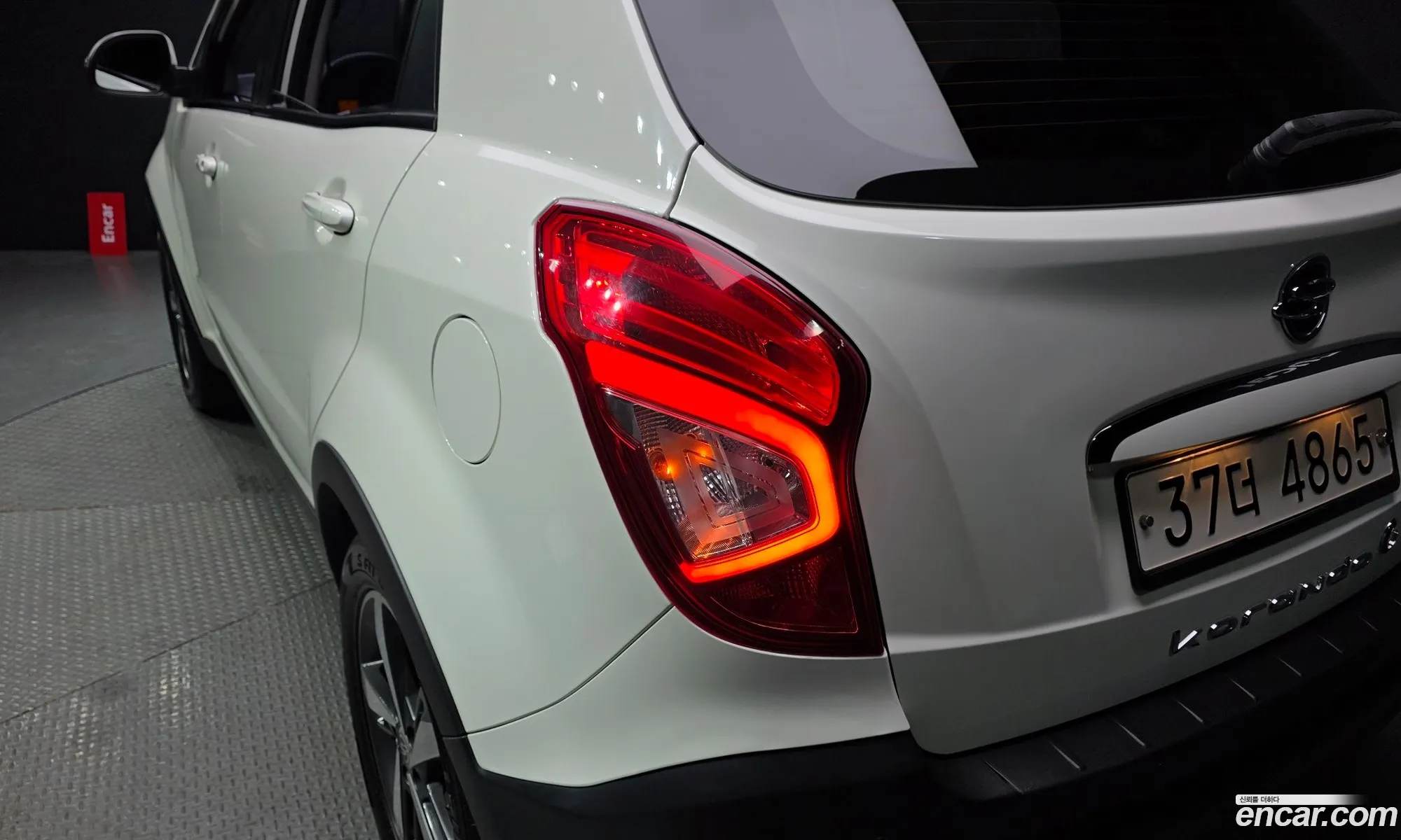 KG Mobility (SsangYong) Style Korando C 2017 — 16
