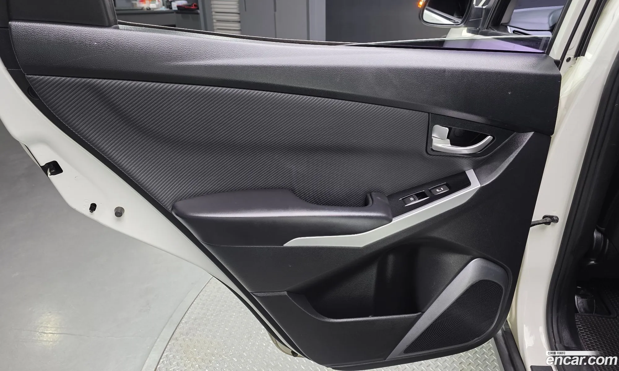 KG Mobility (SsangYong) Style Korando C 2017 — 18