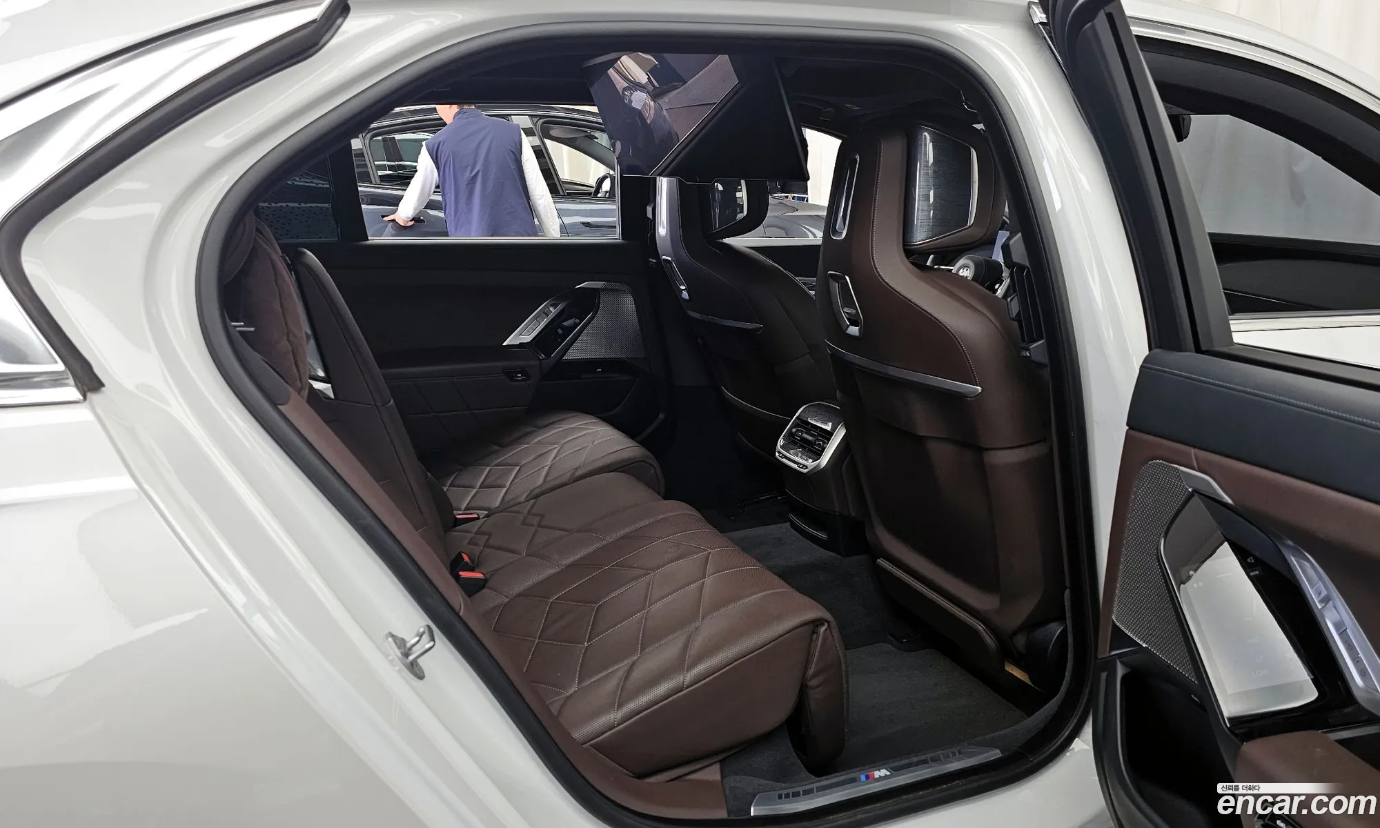 BMW 7 Series 2023 — 20