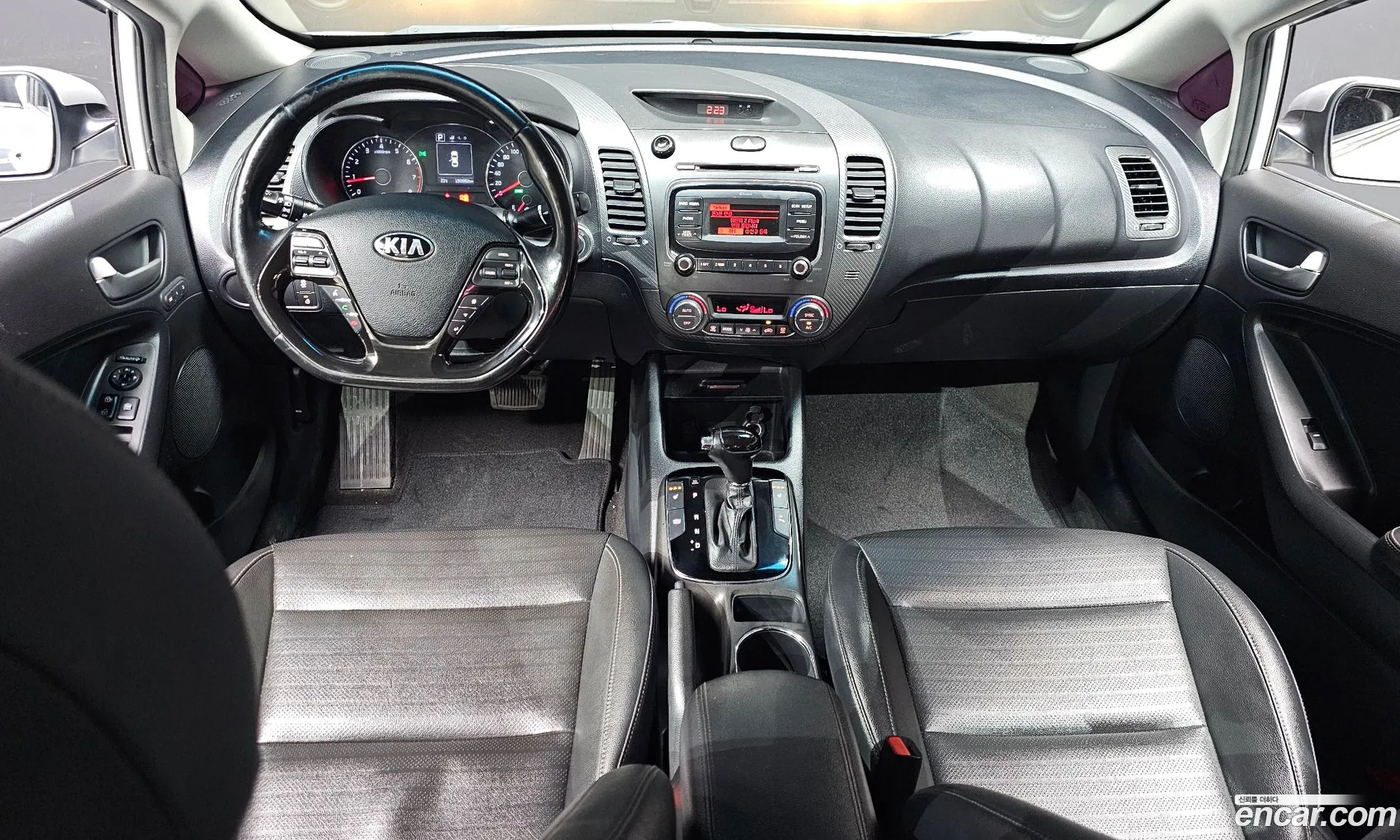Kia K3 2016 KNAFX412BGA952038 — 14