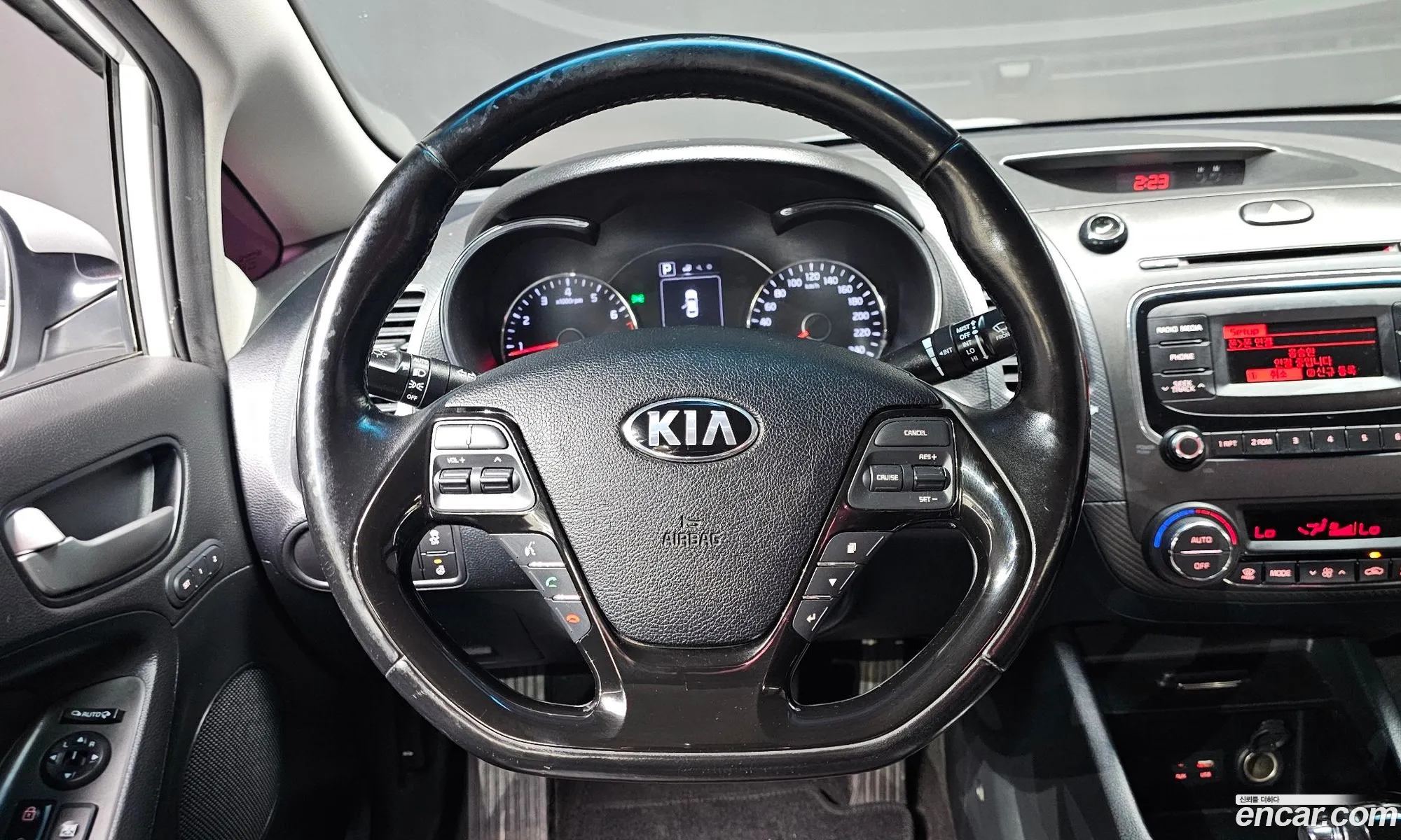 Kia K3 2016 KNAFX412BGA952038 — 16
