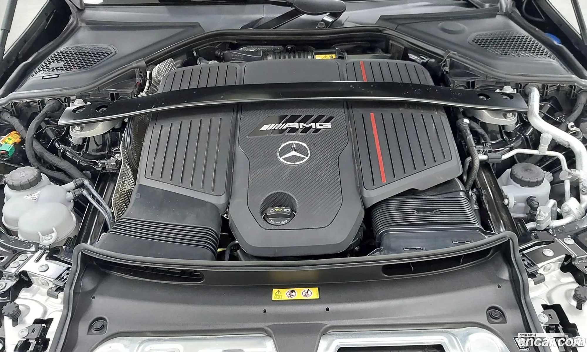 Mercedes-Benz E-Class W214 2025 — 17