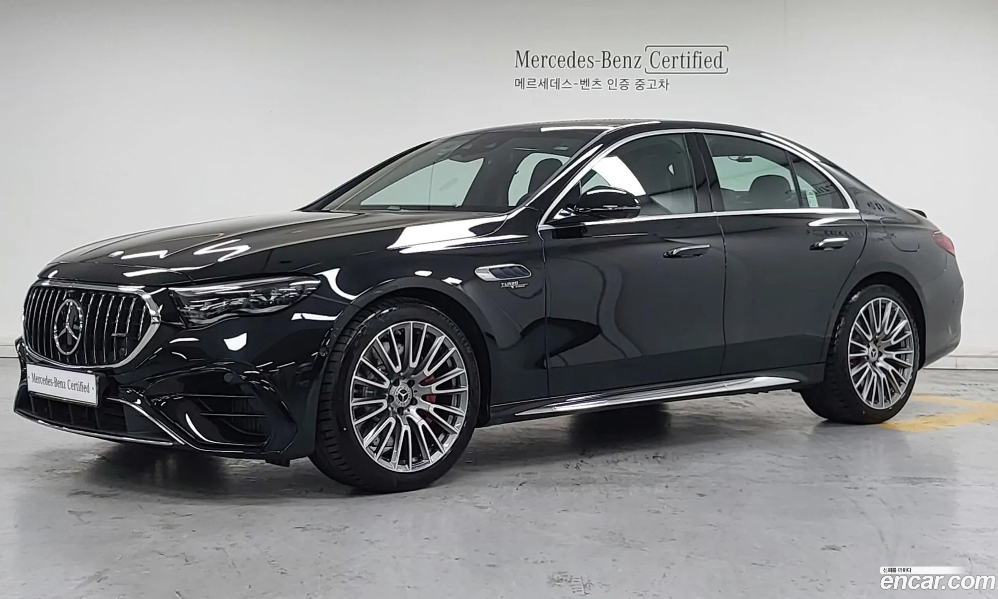 Mercedes-Benz E-Class W214 2025 — 19