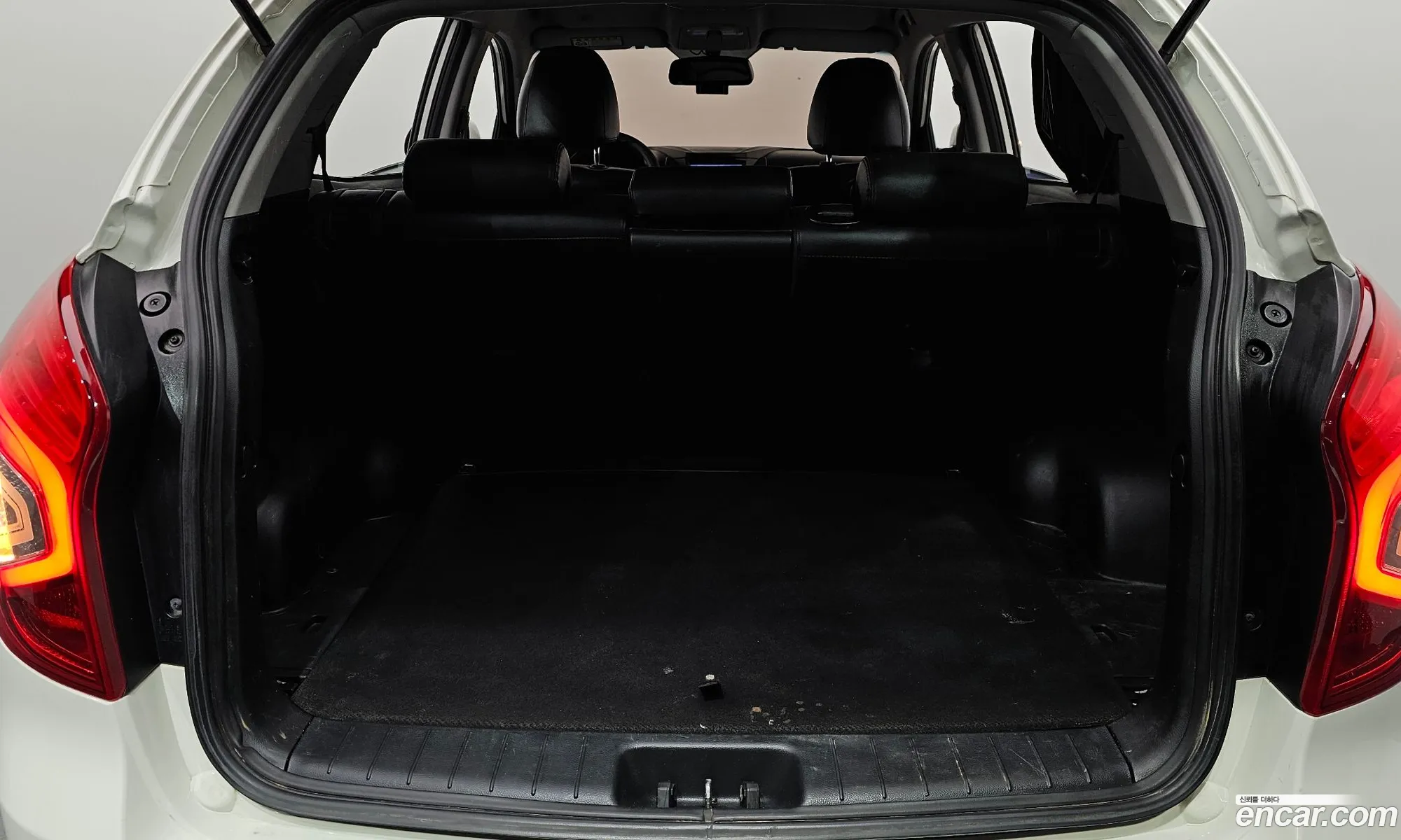 KG Mobility (SsangYong) Korando C 2014 KPBBA3AK1FP188958 — 27