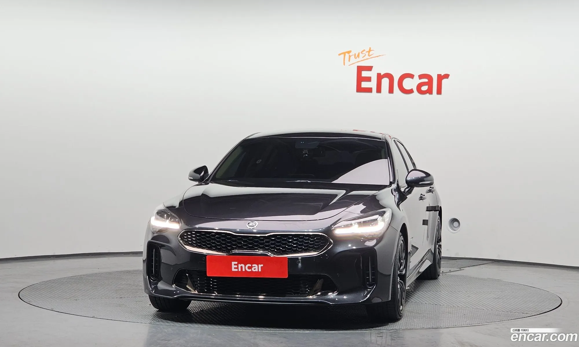 Kia Stinger 2018 KNAE351BBJS023974 — 8