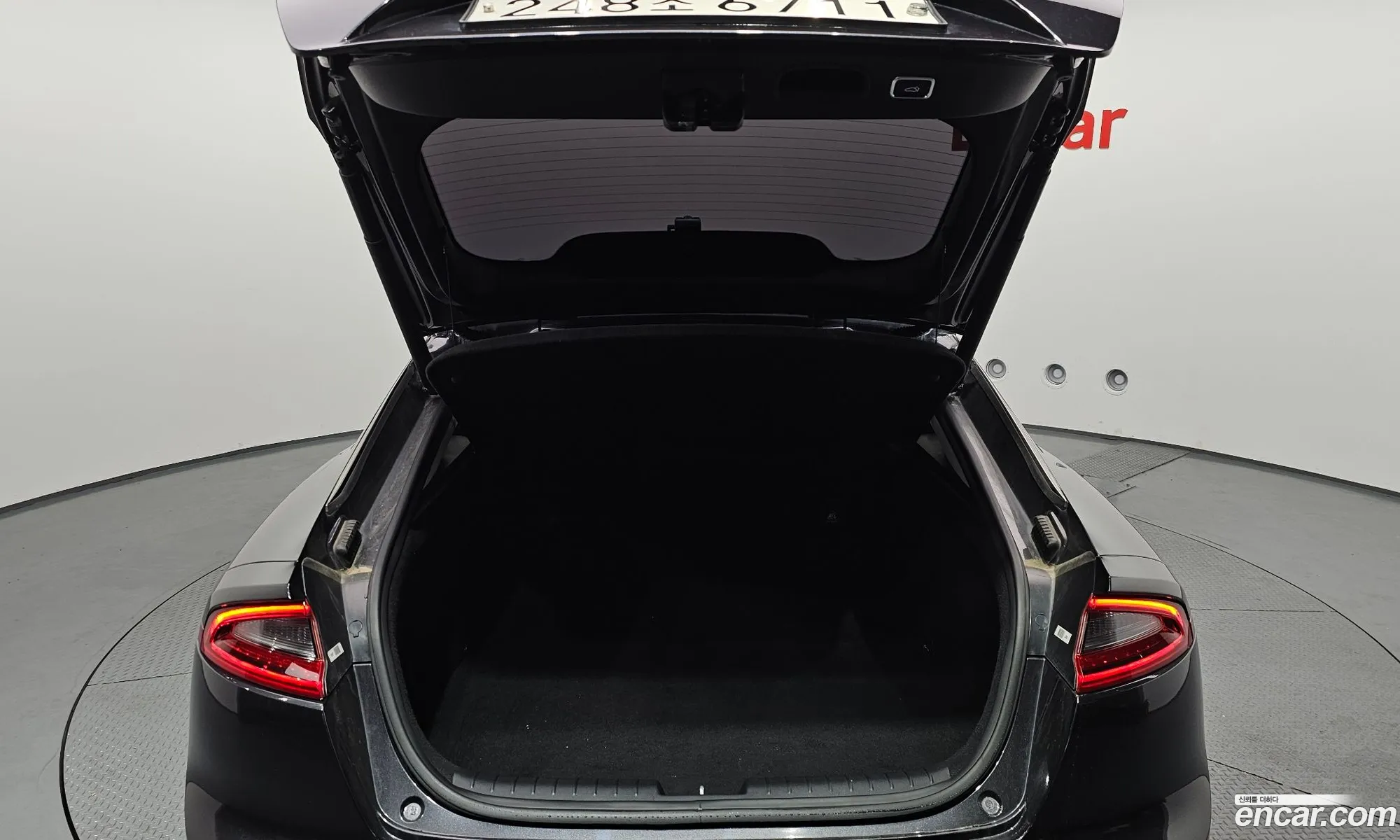 Kia Stinger 2018 KNAE351BBJS023974 — 4