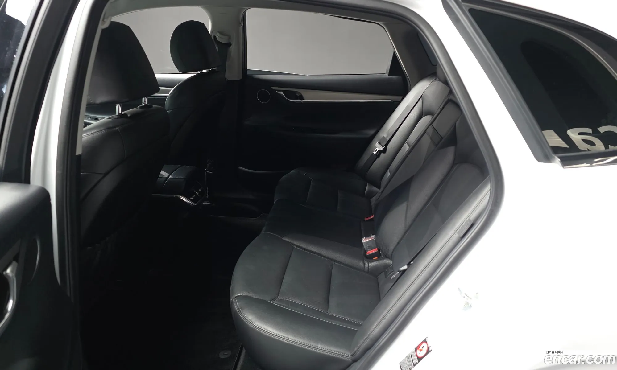 Hyundai Grandeur IG 2021 — 29
