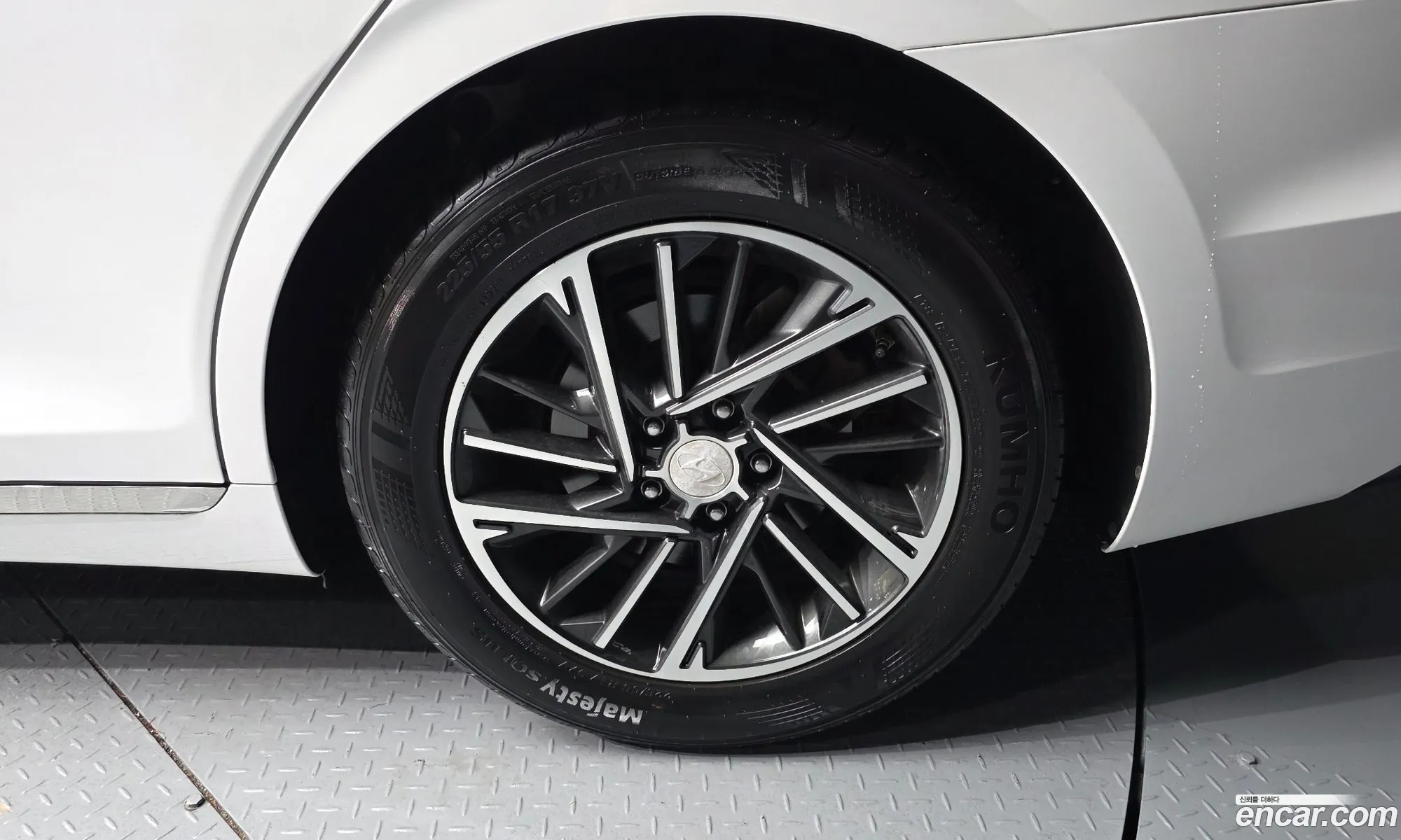 Hyundai Grandeur IG 2021 — 18