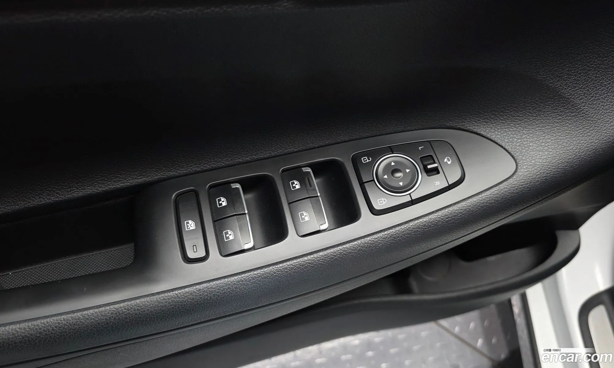 Hyundai Grandeur IG 2021 — 15