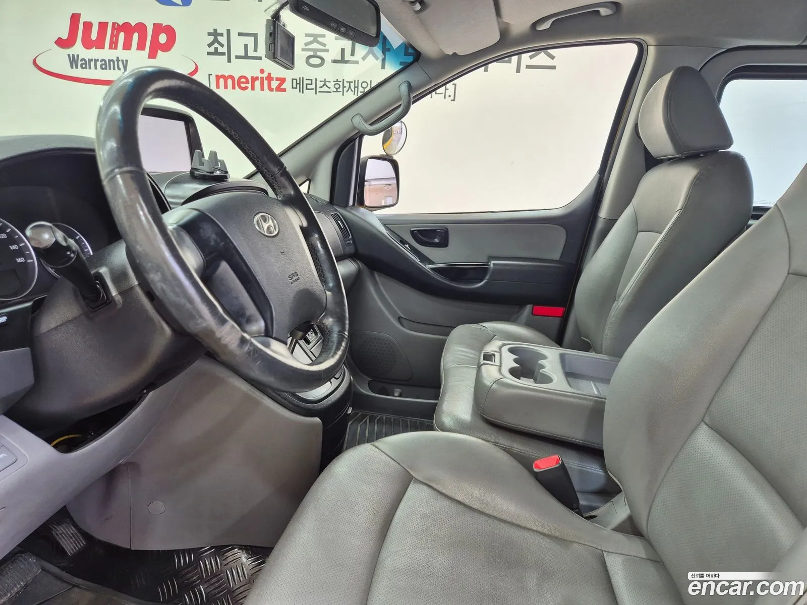 Hyundai Grand Starex 2015 — 12