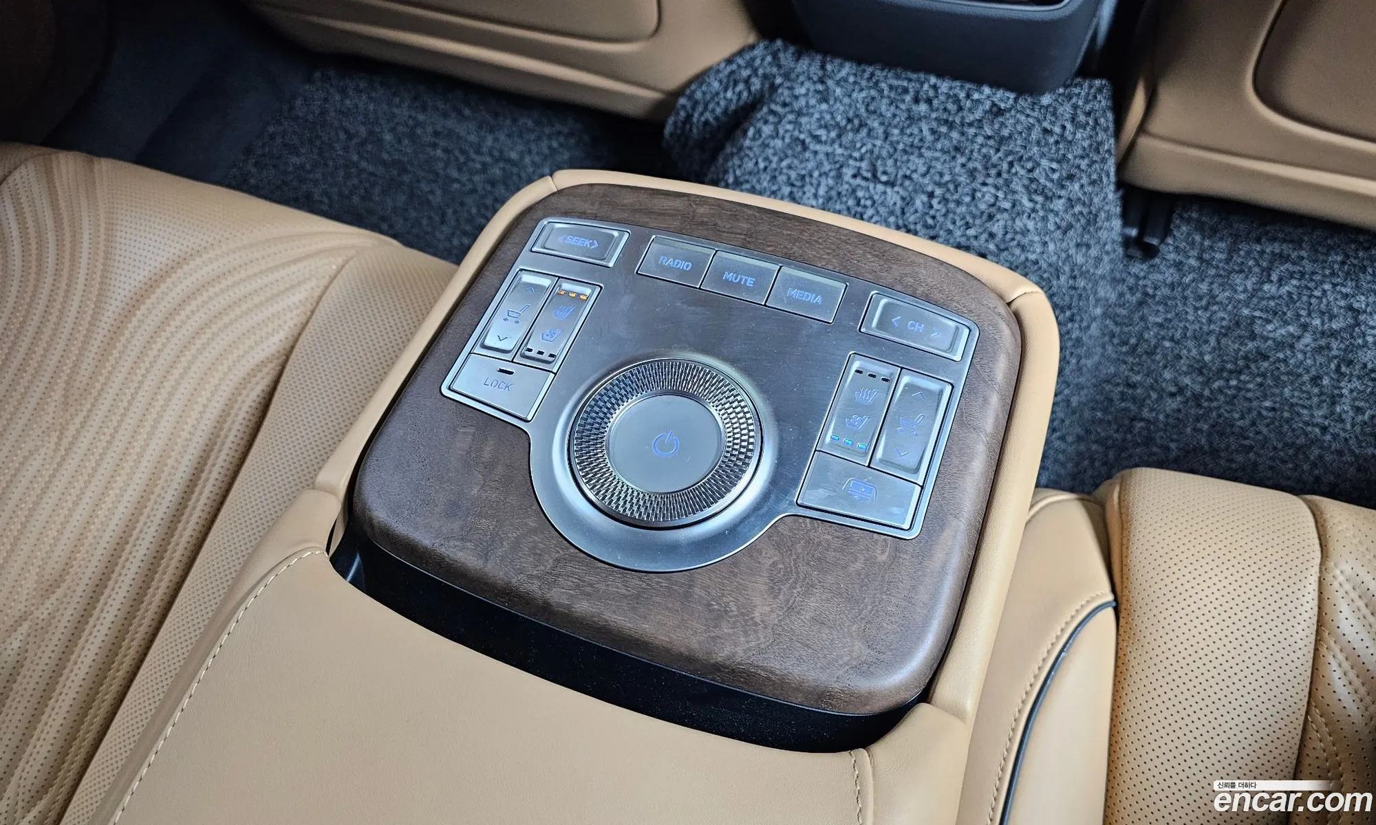 Genesis G80 2021 KMTGB41CDMU076350 — 5