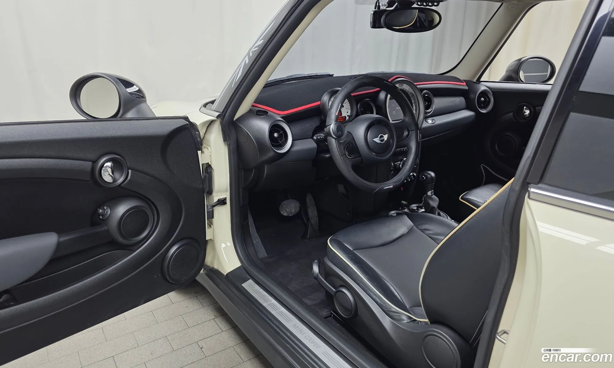 Mini Cooper D 2012 WMWSW5109CT319173 — 2
