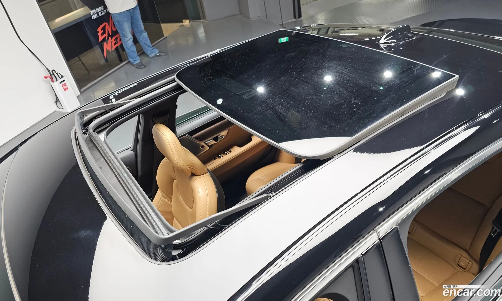 Volvo S90 2021 LVYPT062CMP230148 — 35
