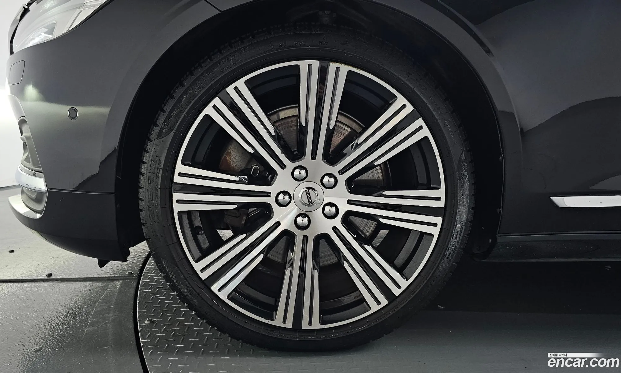 Volvo S90 2021 LVYPT062CMP230148 — 17