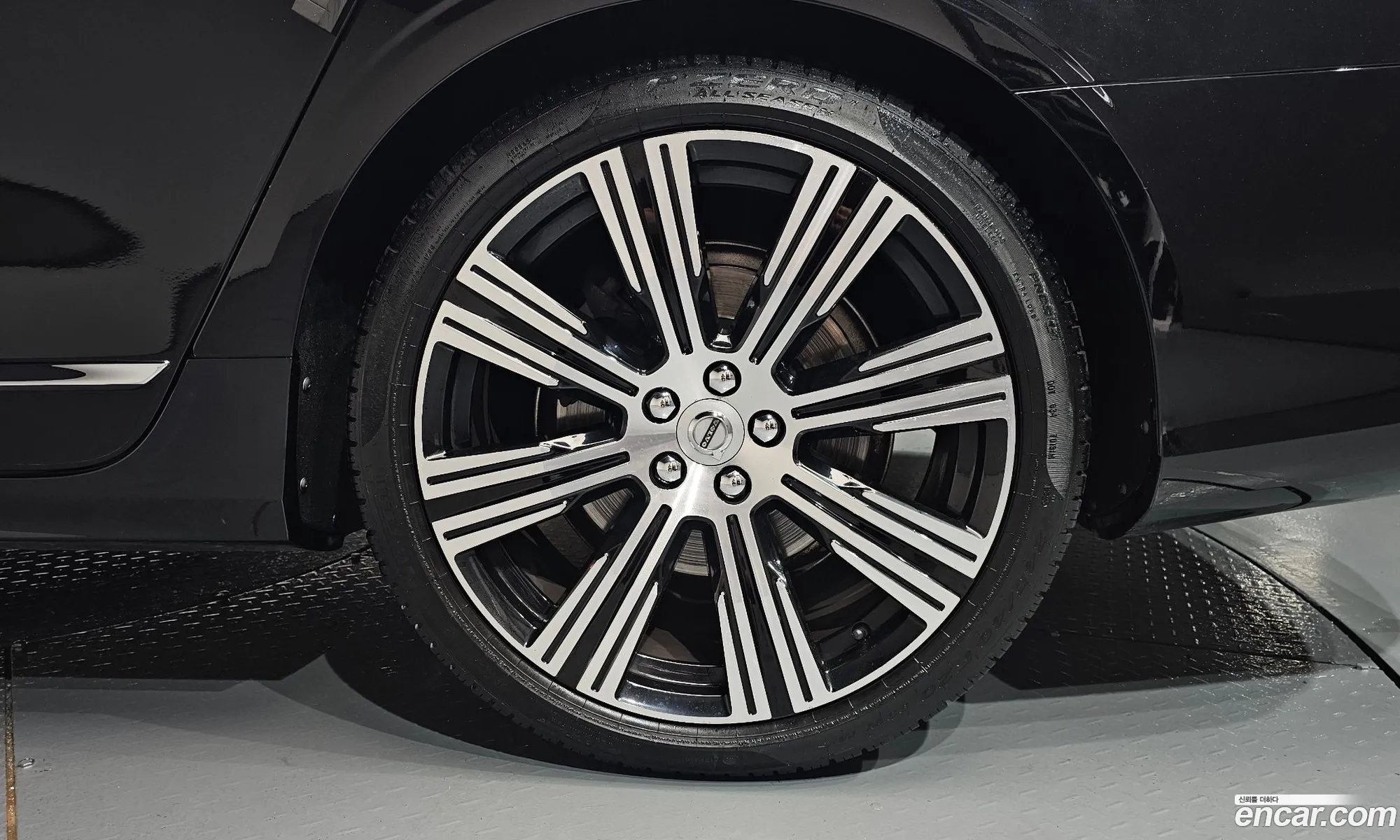 Volvo S90 2021 LVYPT062CMP230148 — 36