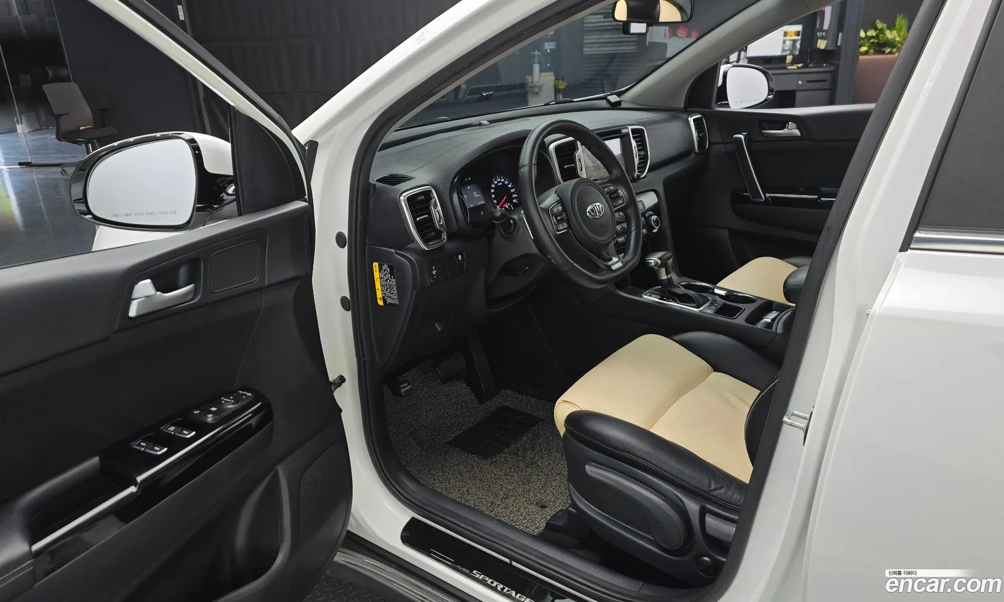 Kia Sportage 2016 KNAPM813BGK105954 — 4