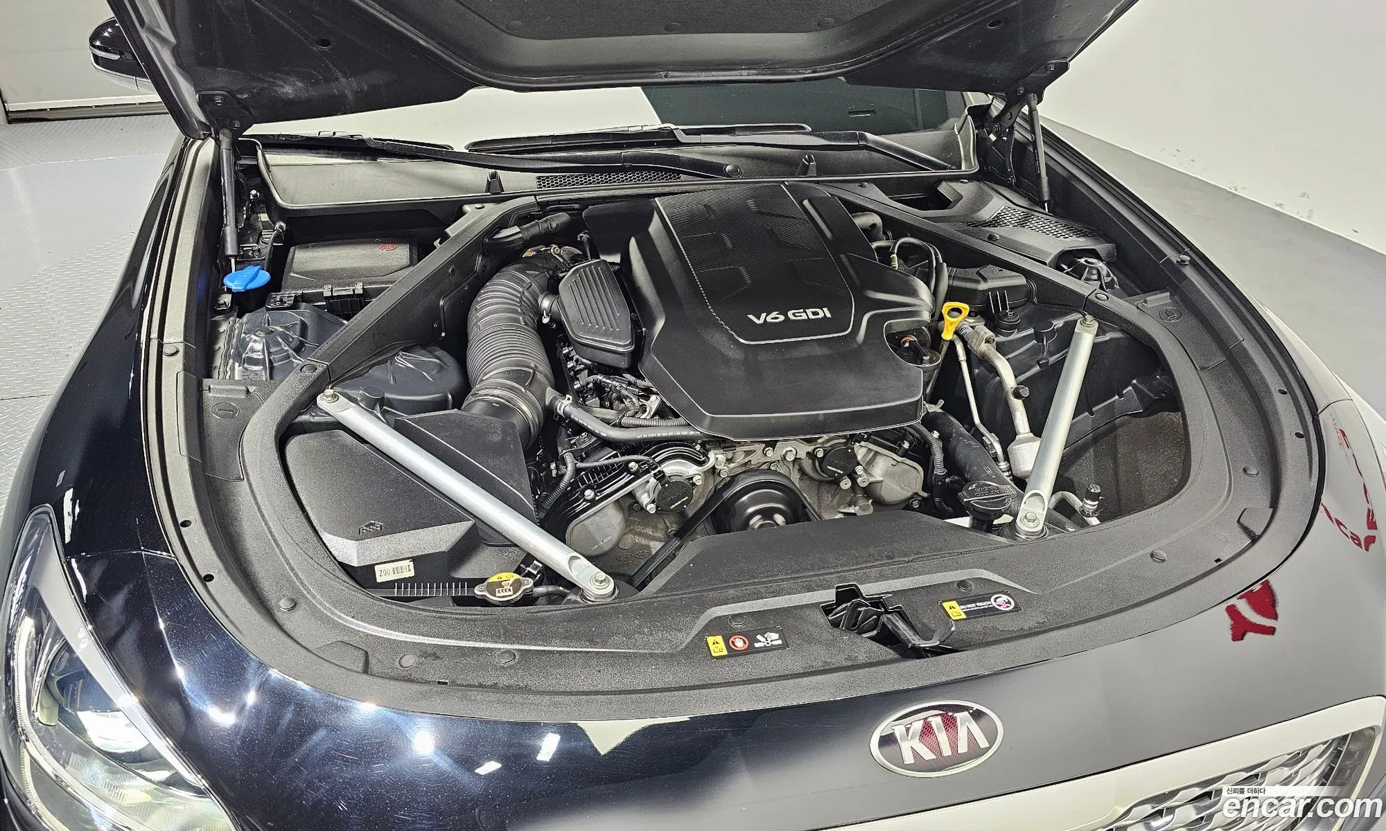 Kia The K9 2018 KNAS2418DKS005722 — 24