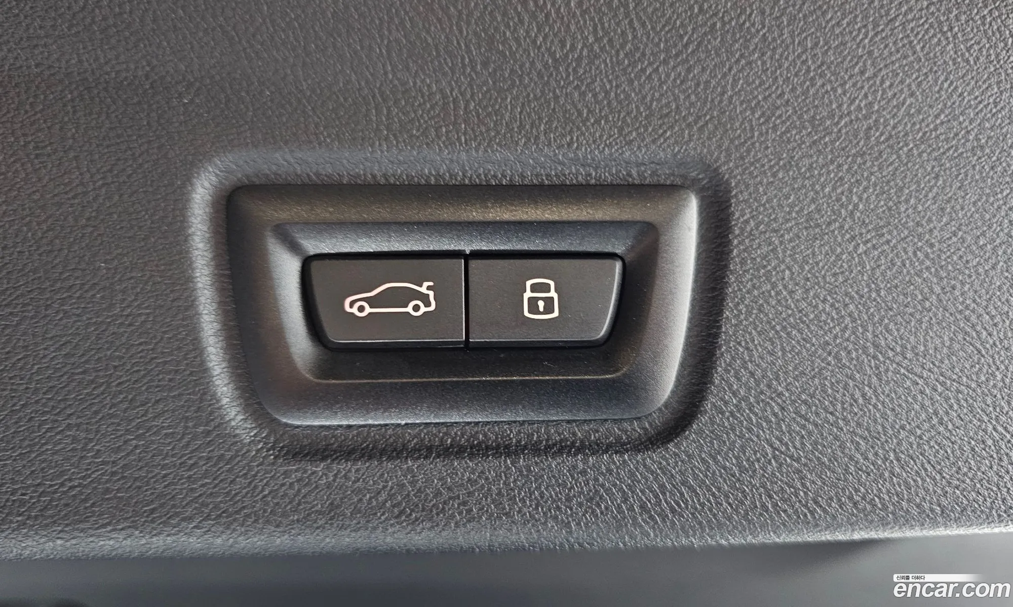 BMW i4 2023 WBY31AW01PFP63870 — 30