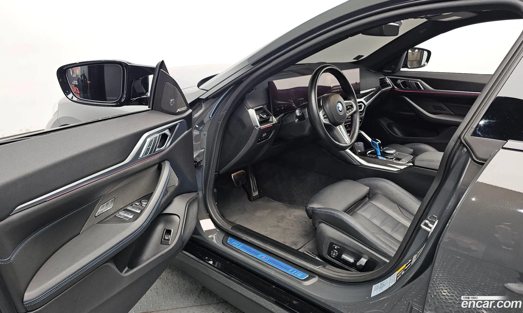 BMW i4 2023 WBY31AW01PFP63870 — 17