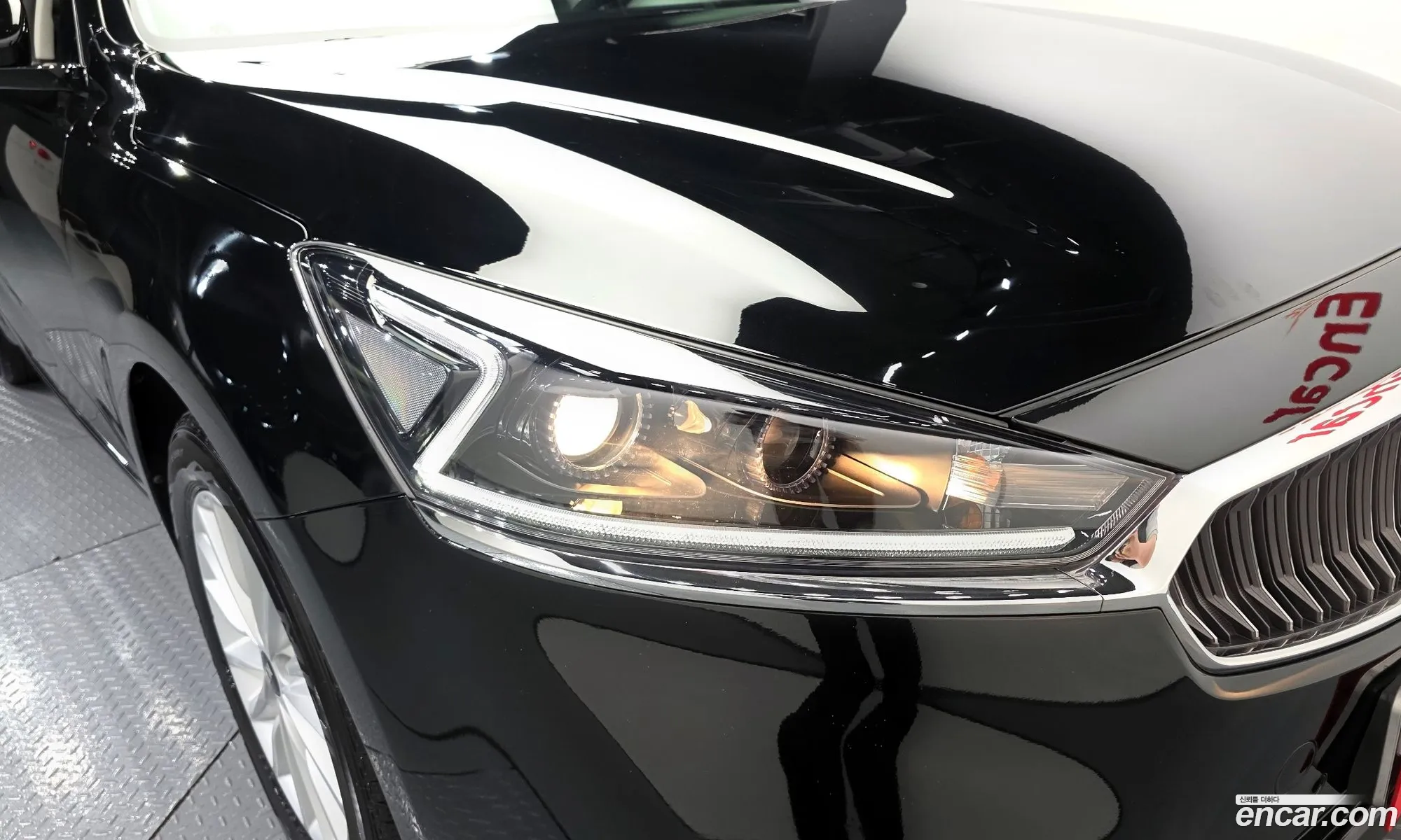 Kia K7 2016 — 7
