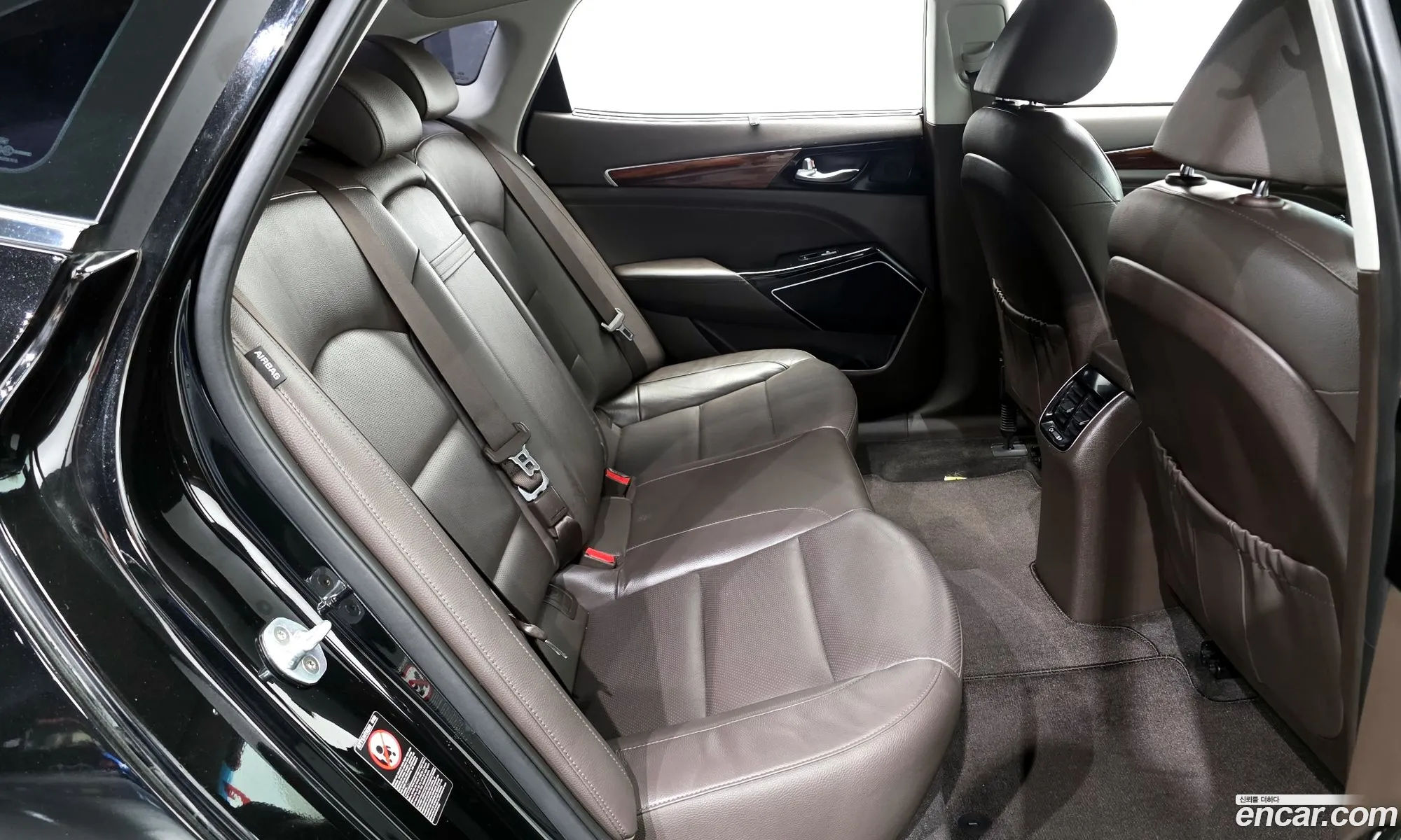 Kia K7 2016 — 22