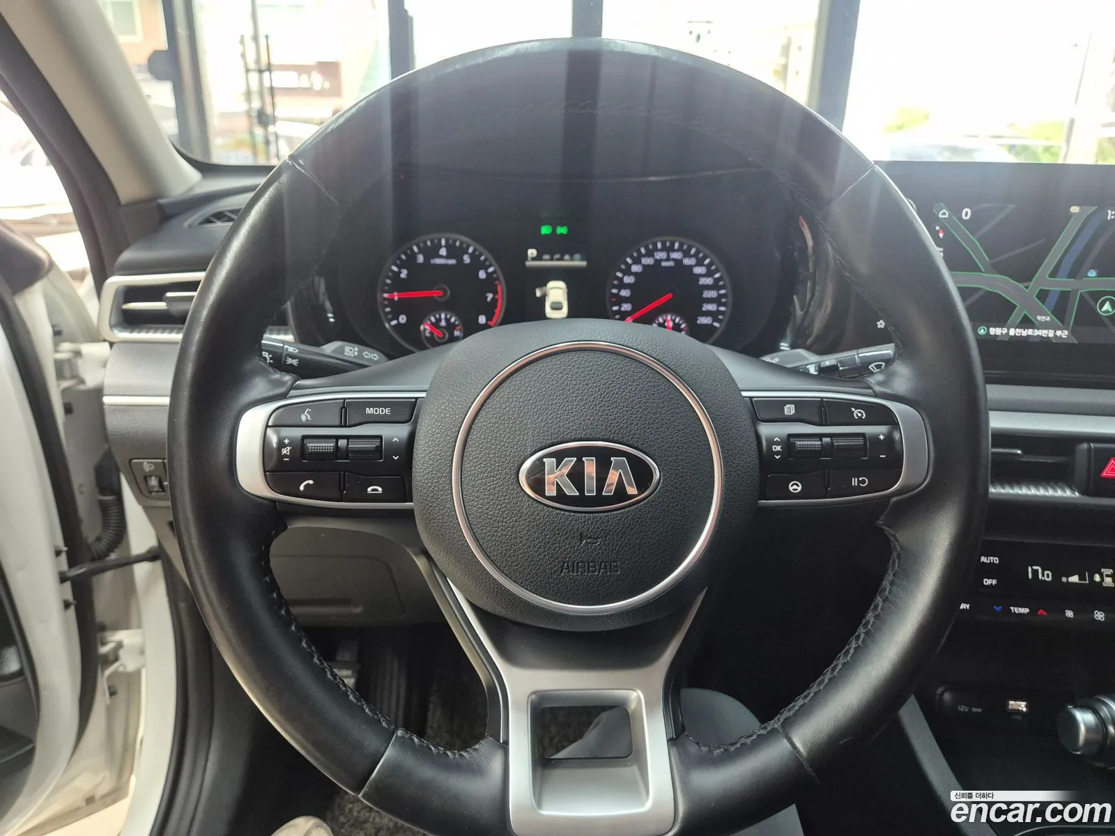 Kia K5 2021 — 5