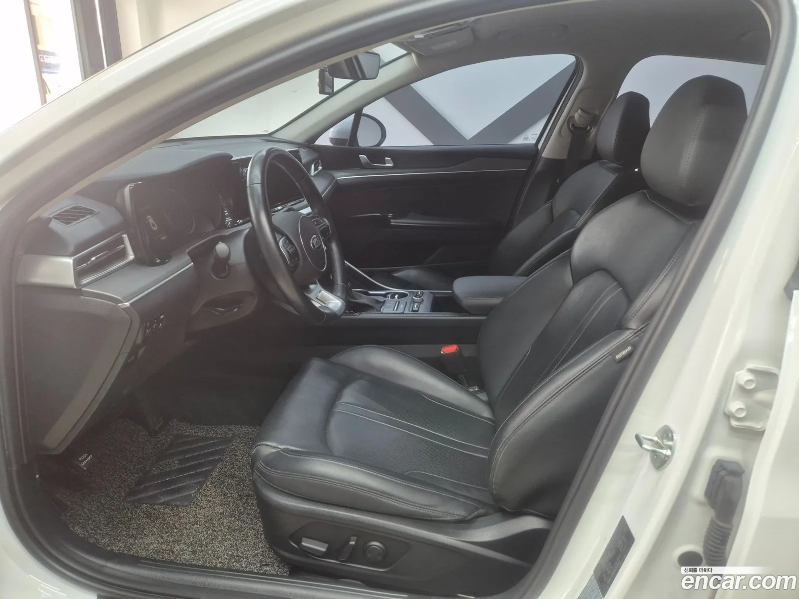 Kia K5 2021 — 9