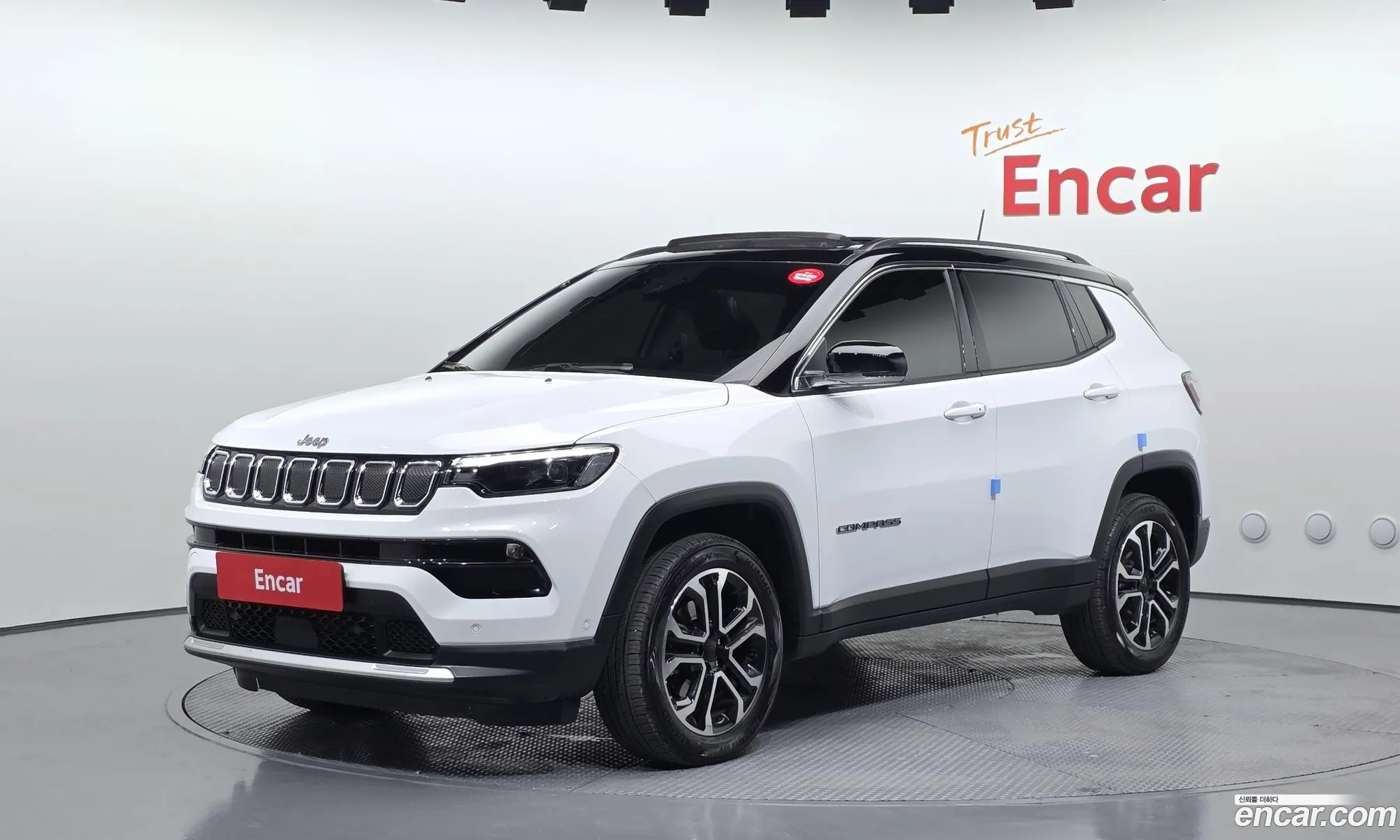 Jeep Compass 2022 3C4NJDCB5NT175930 — 32