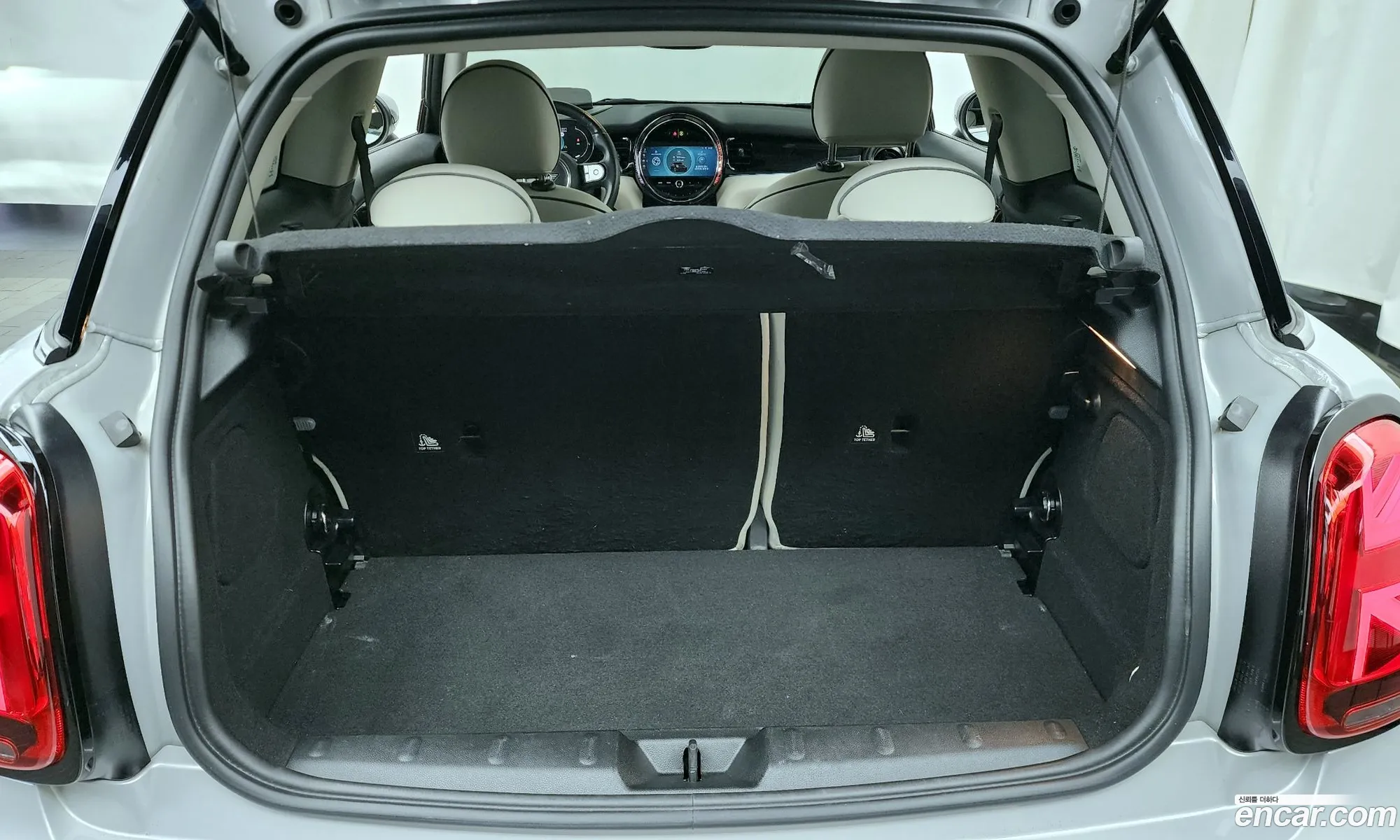 Mini Cooper S 2022 WMW61DH04P2T15477 — 25