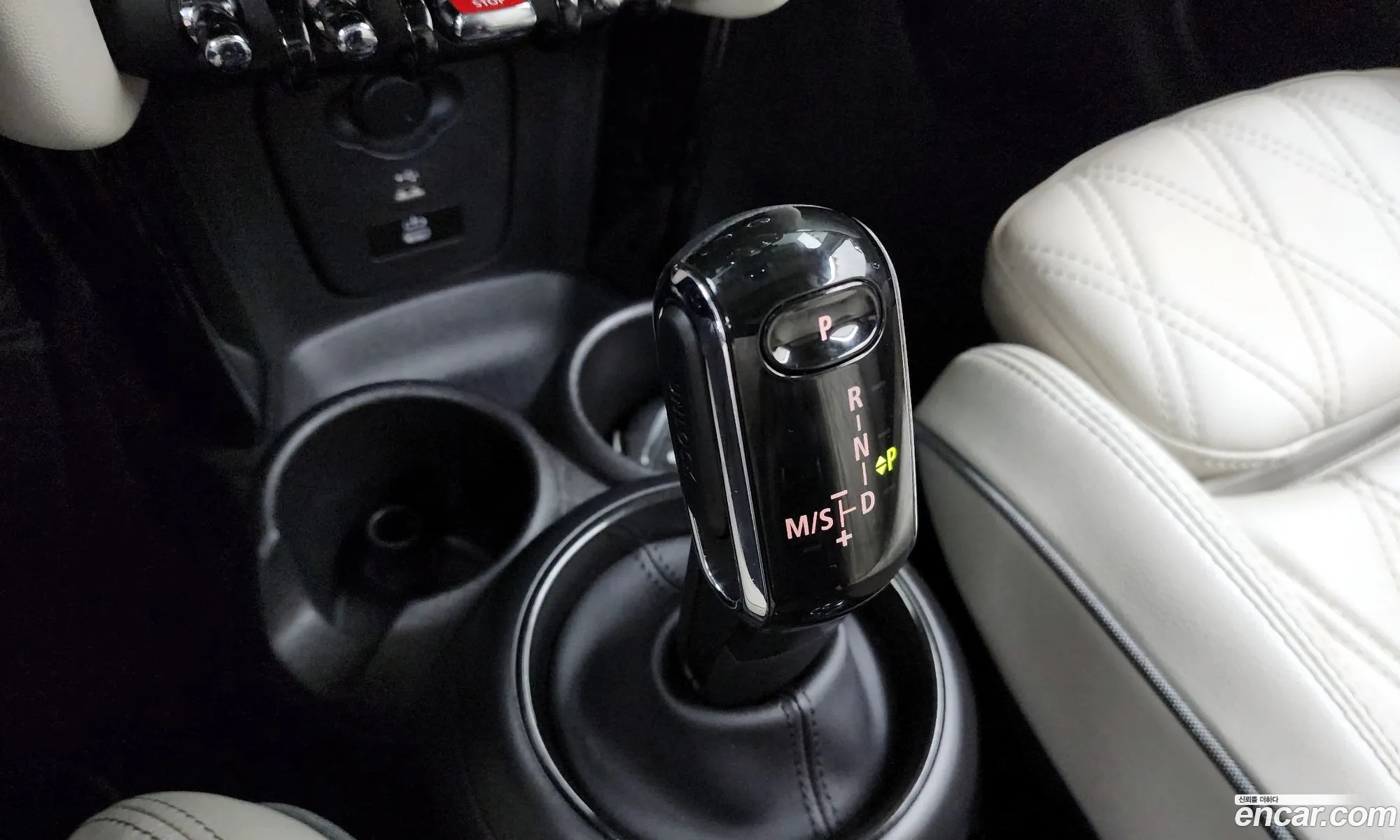 Mini Cooper S 2022 WMW61DH04P2T15477 — 9