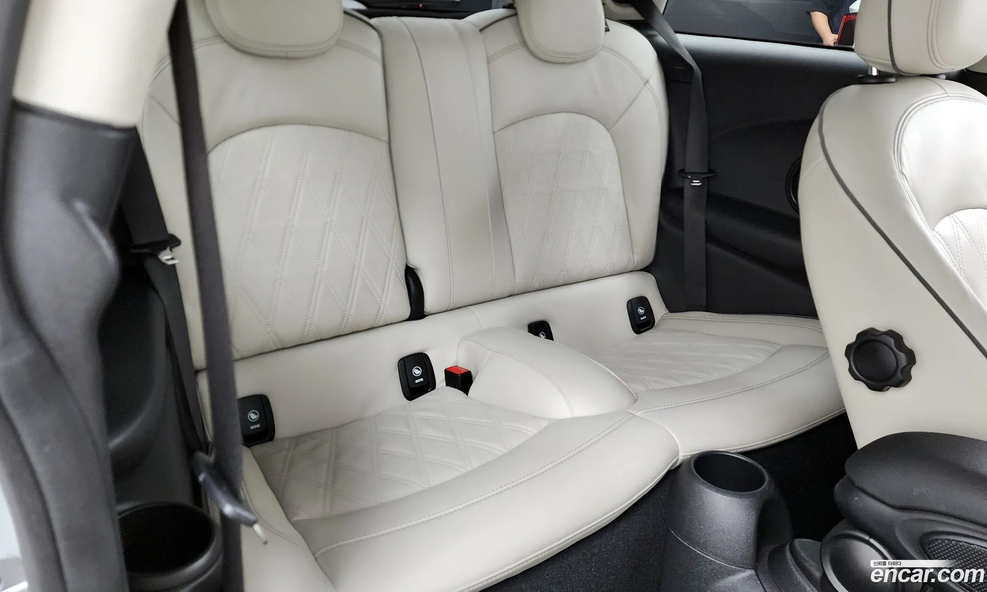 Mini Cooper S 2022 WMW61DH04P2T15477 — 20