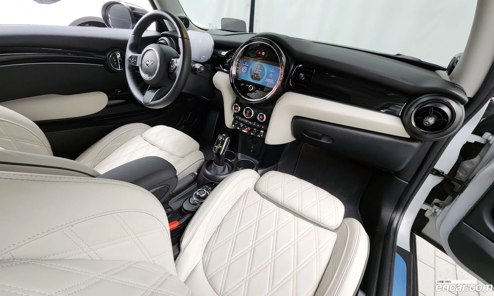 Mini Cooper S 2022 WMW61DH04P2T15477 — 6