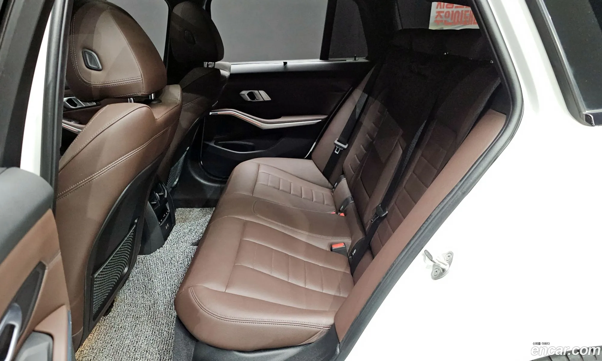 BMW 3 Series 2022 — 32