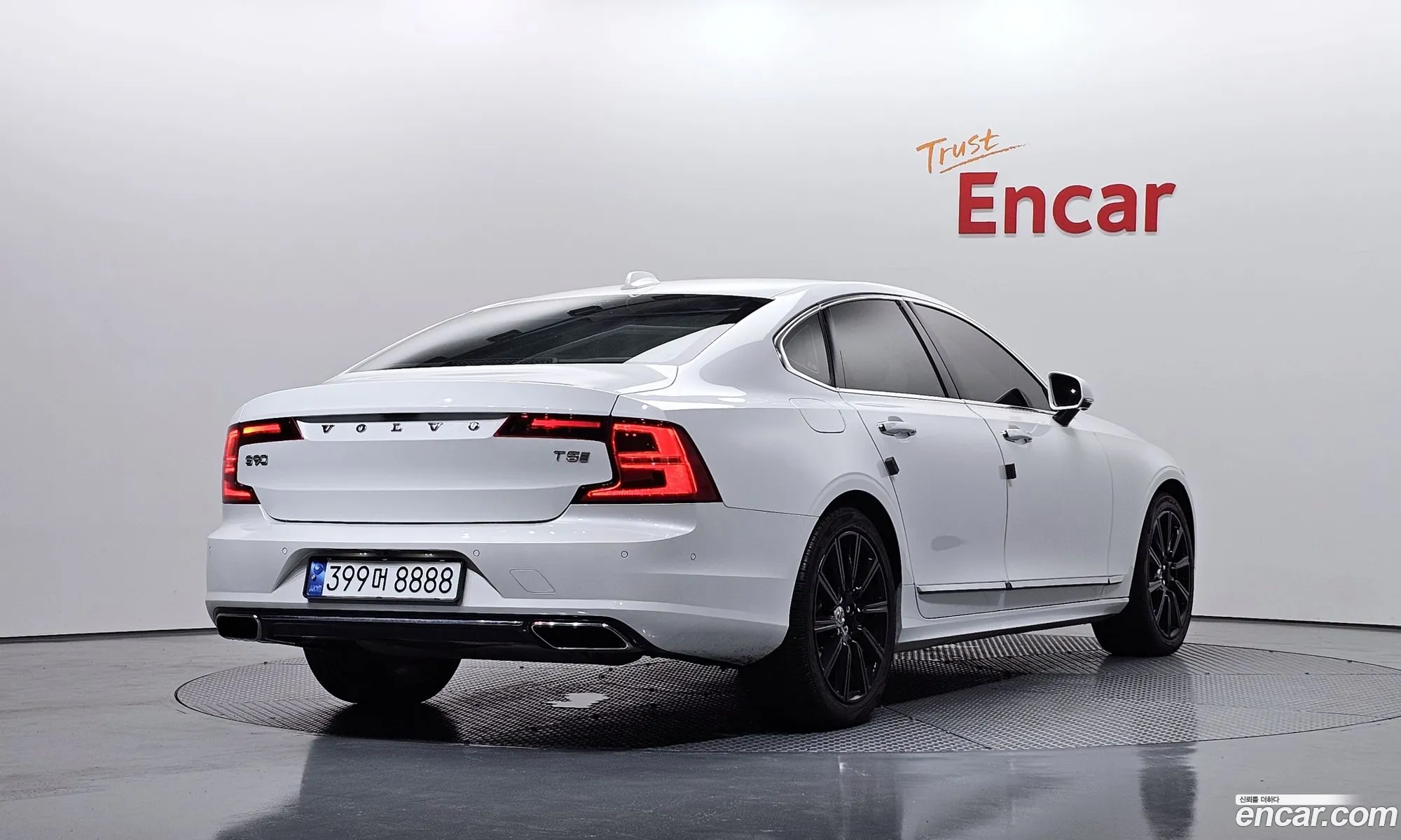 Volvo S90 2019 — 4