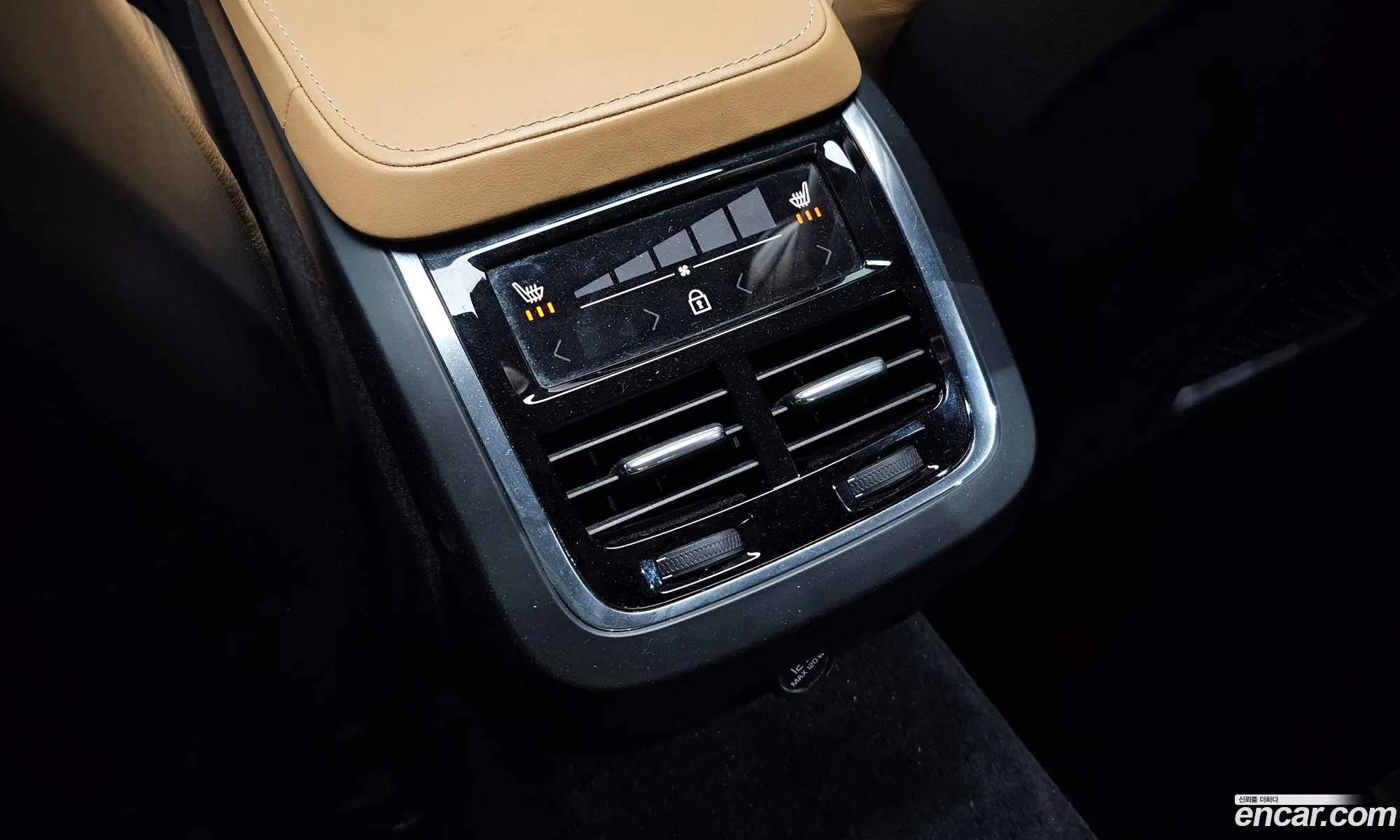 Volvo S90 2019 — 16
