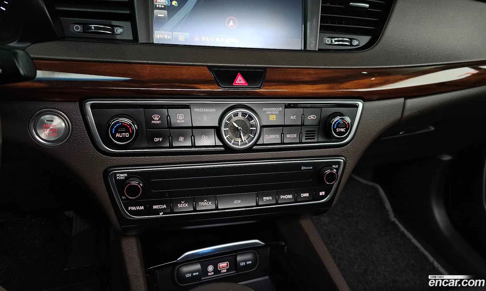 Kia K7 2016 KNALB415BGA039674 — 20