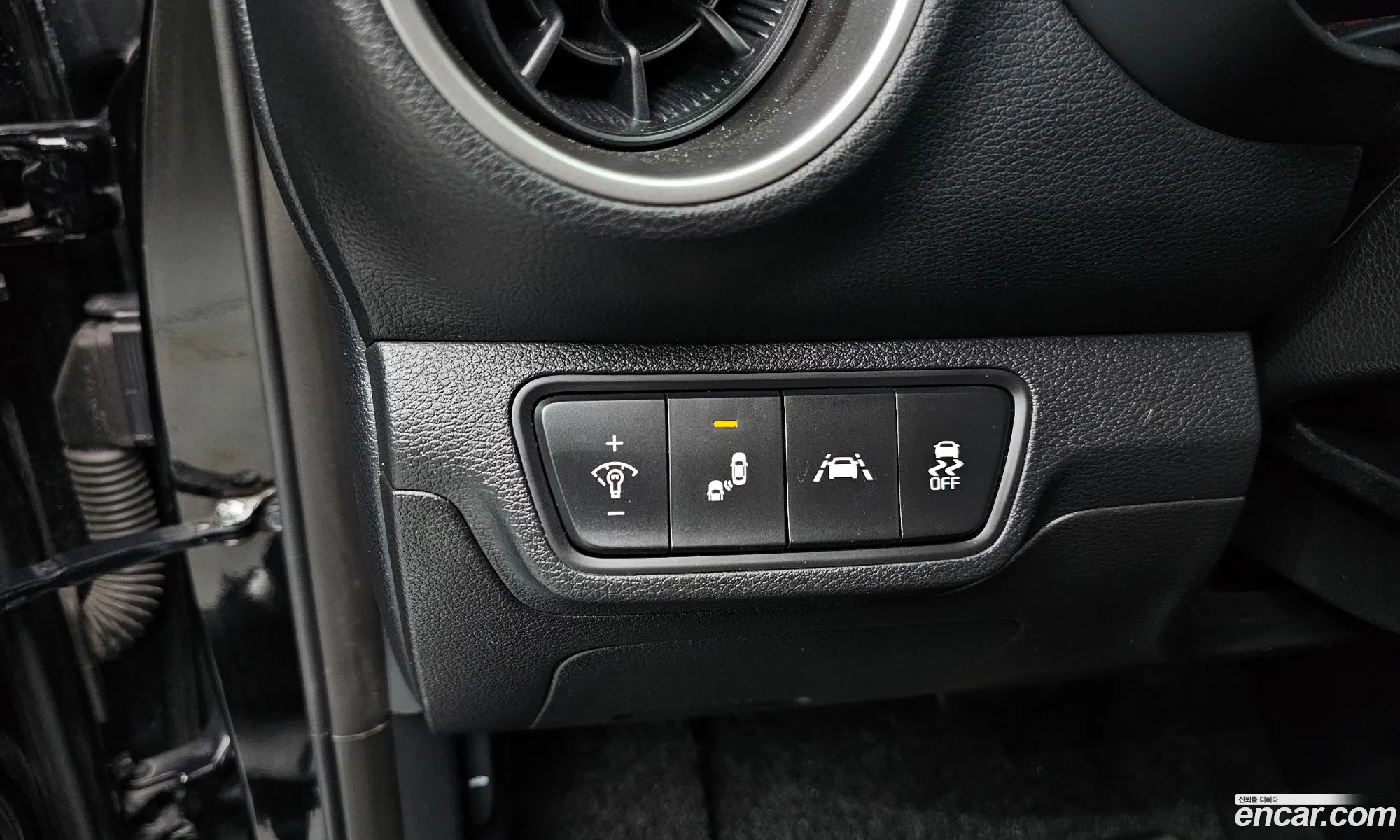 Kia K3 2018 KNAF341BEKA810755 — 10