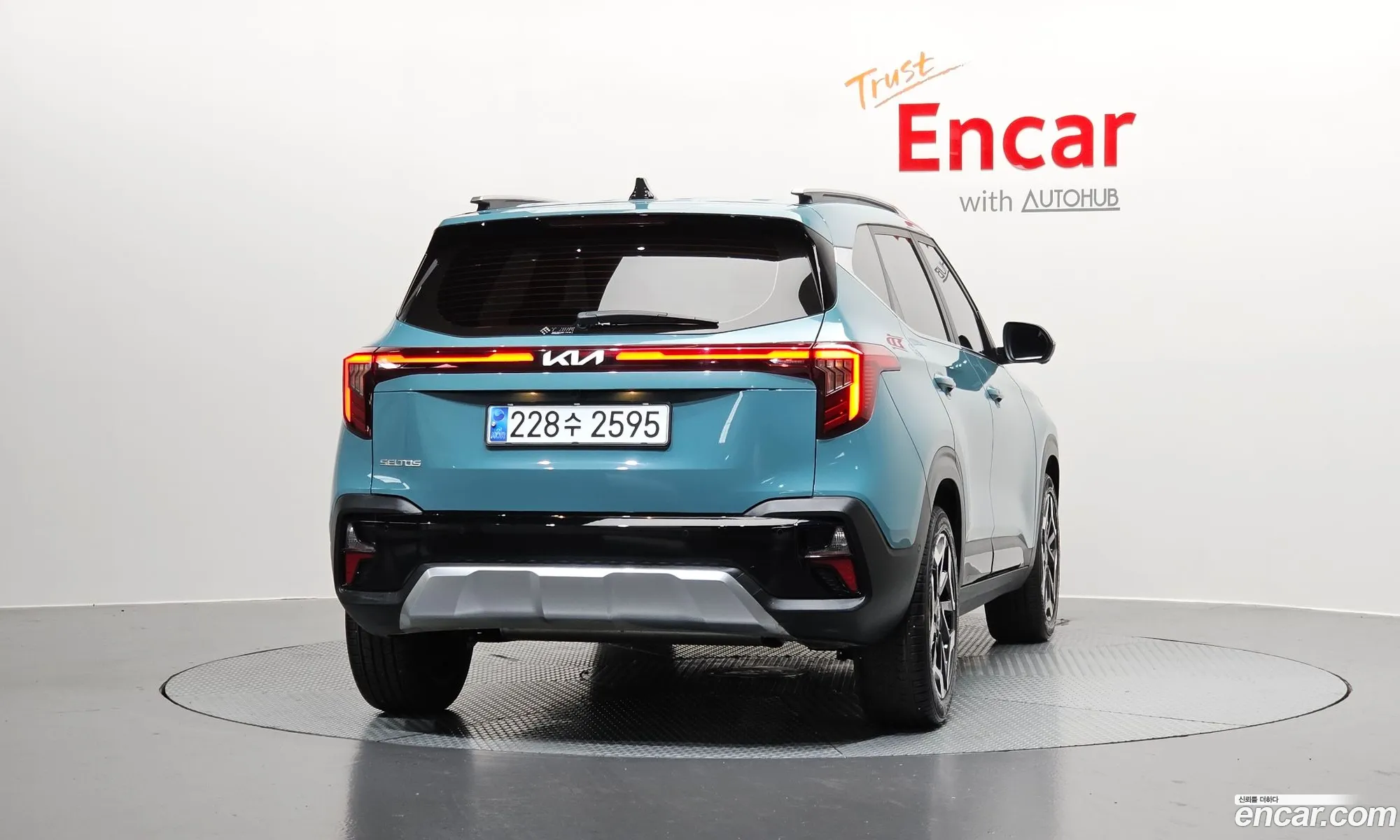 Kia Seltos 2023 KNAET817BRK540256 — 5